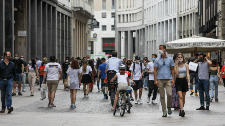 Itali, 13 humbje jete në 24 orë nga Covid-19