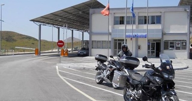 Do të udhëtoni drejt Greqisë? Ja rregullat në dy pikat doganore