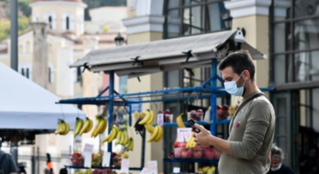 Varianti Delta i Covid-19 përhapet për 15-30 sekonda