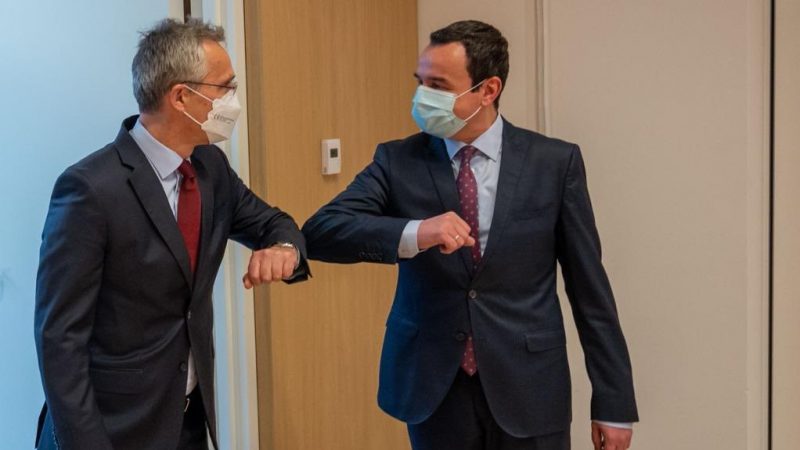Stoltenberg “përplaset” me Kurtin: Respektoni marrëveshjen me NATO-n!