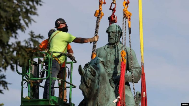 Hiqet statuja që shkaktoi trazira të dhunshme në SHBA