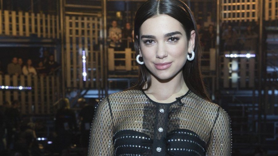 Dua Lipa paditet nga një fotograf, përdori pa leje foton e shkrepur nga ai