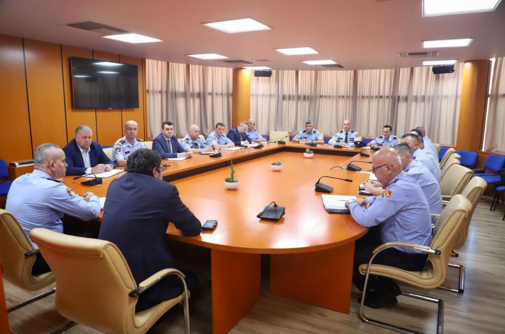 Reformimi i Policisë së Shtetit, Çuçi mbledh drejtuesit e rinj: Intensifikoni luftën kundër krimit të organizuar