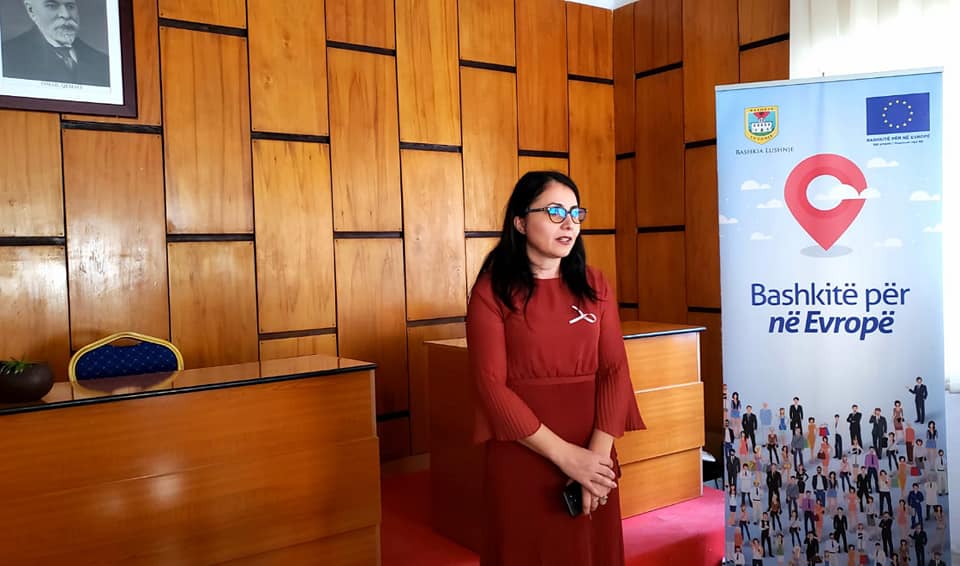 Shkarkimi i Fatos Tushes pas tenderit korruptiv, emërohet kryebashkiakja e re