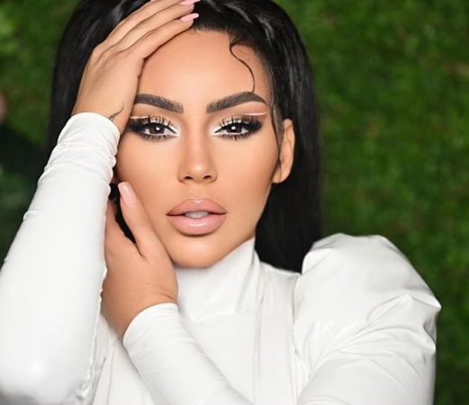 Momenti kur këngëtarja Fjolla Morina ndalohet nga policia (VIDEO)