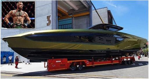 Conor McGregor prezanton jahtin e ri Lamborghini