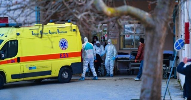 Greqi, 2874 raste të reja dhe 15 viktima nga COVID-19