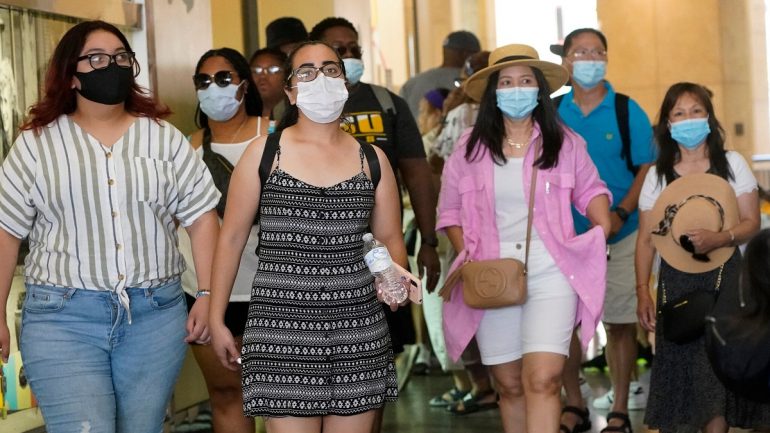 Rriten rastet me COVID-19, Los Anxheles do rivendosë mbajtjen e maskave