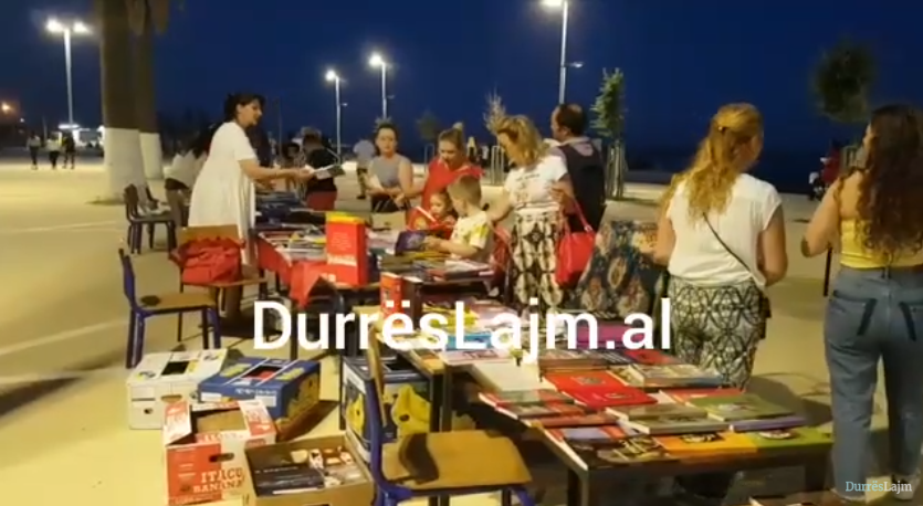 Hap siparin panairi i librit në Durrës (VIDEO)