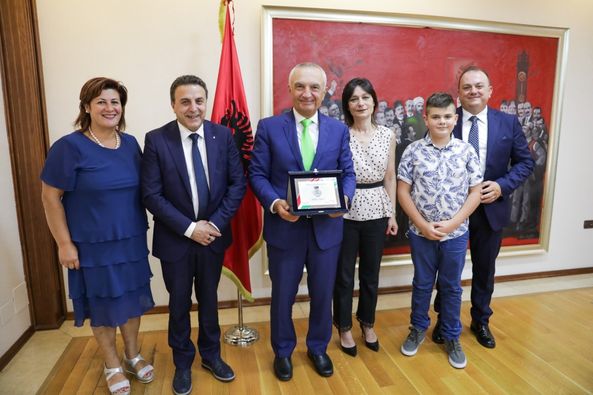 Presidenti Meta takon përfaqësues të komunitetit Arbëresh: Bisedë e ngrohtë e vëllazërore