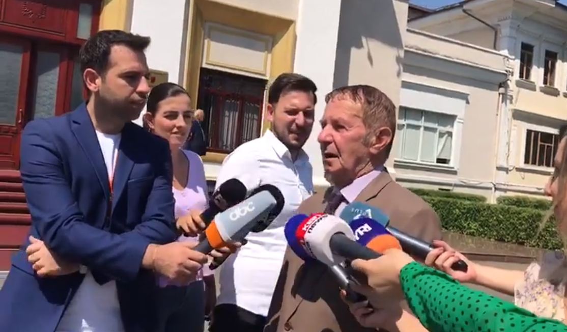 Dita e fundit në Kuvend, Selami Jenisheri ofendon kolegët: Më të poshtrit e historisë, zgjedhjet e 25 prillit do përsëriten