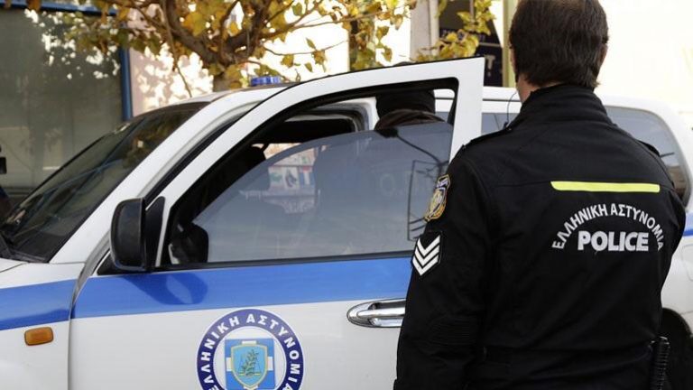 Sherr mes dy grupeve shqiptare në Mykonos, vritet me thikë një 27-vjeçar