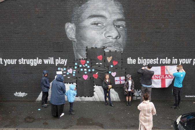 Rashford nuk kërkon ndjesë, Harry Kane i del në krahë: Nuk jeni tifozë