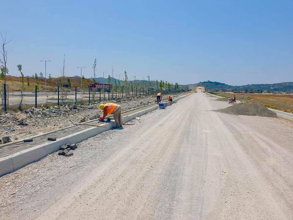 Ndërtimi i rrugës në lotin e 3 Porto Romano-Durrës, ARRSH: Realizimi fizik arrin në 55%, përfundon para afatit të parashikuar