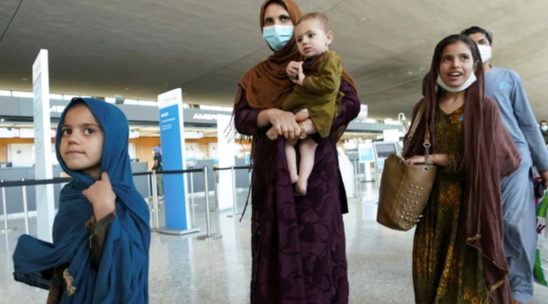 Kosovë, mbërrin sot në mbrëmje grupi i parë i afganëve