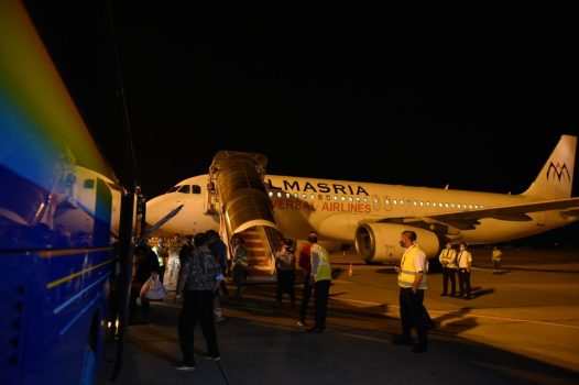 Mbërrin një tjetër avion me afganë në Shqipëri, strehohen në Qytetin Studenti dhe Durrës