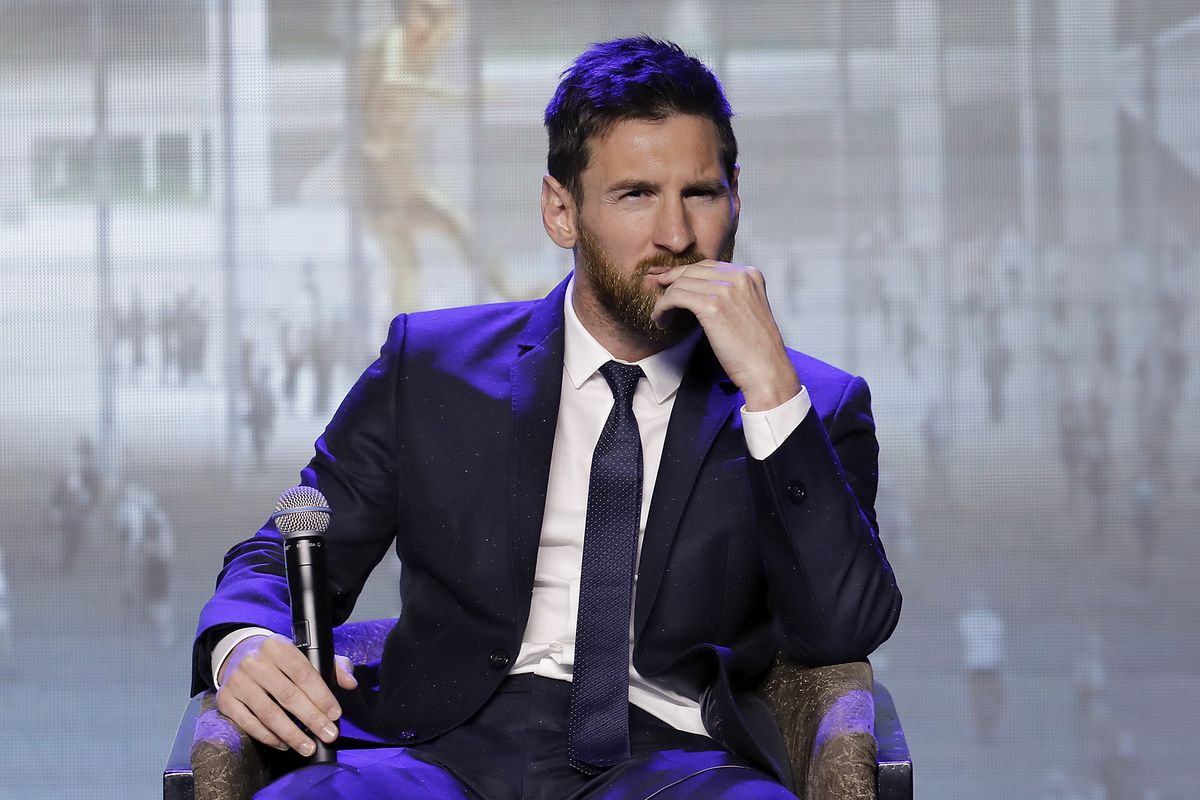 E papritur, një klub i tretë hyn në garë për Mesin. Argjentinasi bën prapakthehu