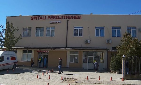 Kosovë, 20-vjeçarja lihet e vdekur në derën e spitalit