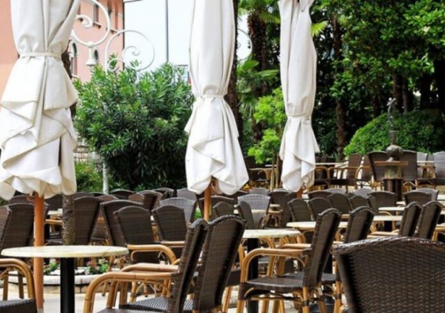 Covid-19/ Kosova vendos masa të reja kufizuese, mbyllen klubet e natës