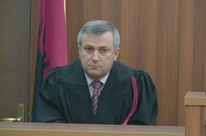 Gjykata i kthen ish-gjyqtarit Shkëlqim Miri 270 mijë euro, pjesa tjetër i kalon shtetit