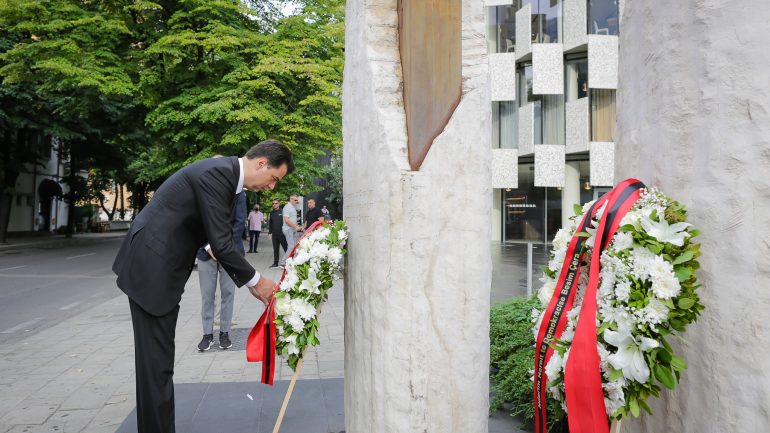 Homazhe për Azem Hajdarin, Basha: Model frymëzimi për të mos iu nënshtruar dhunës së regjimit