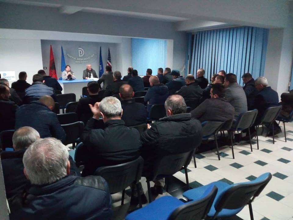 Largimi i Berishës/ Mblidhet kryesia e PD Durrës, si e pritën demokratët vendimin e Bashës