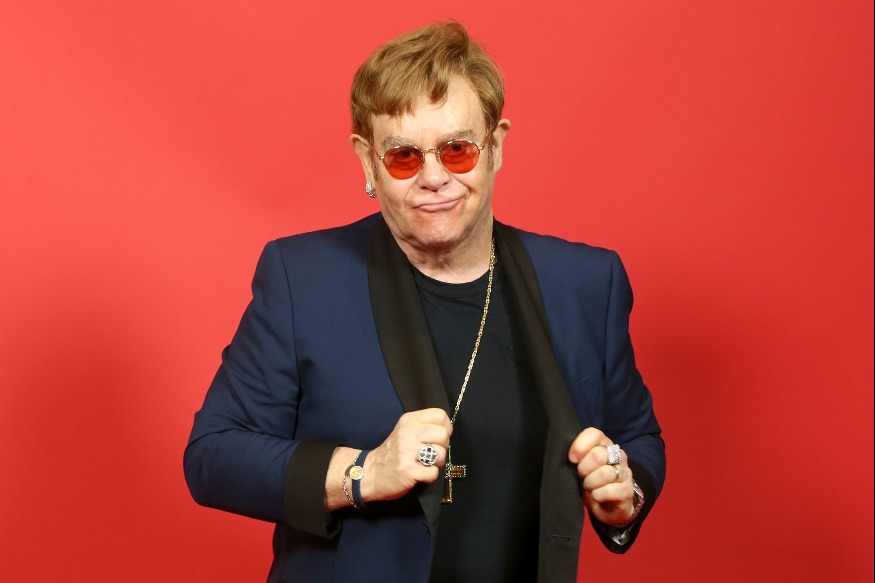 Elton John shtyn turin në Evropë, shkak problemet shëndetësore