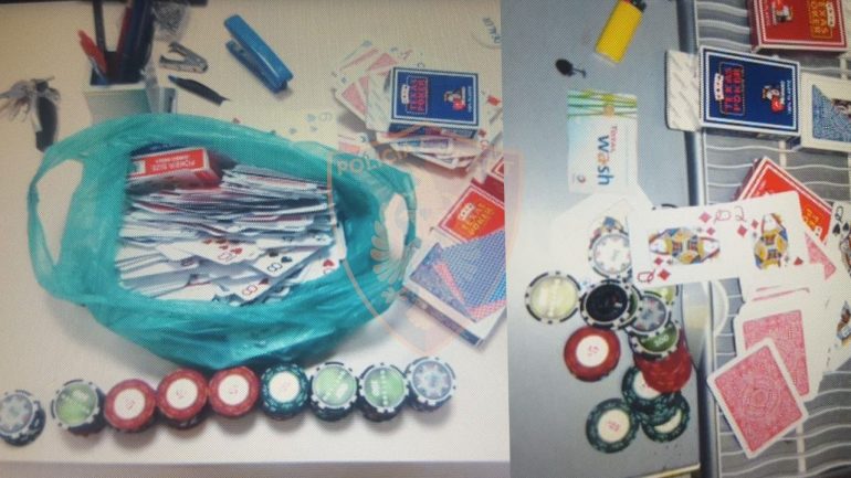 Tabela pokeri dhe makineri të lojërave të fatit, në pranga 3 persona, procedohen 9 të tjerë