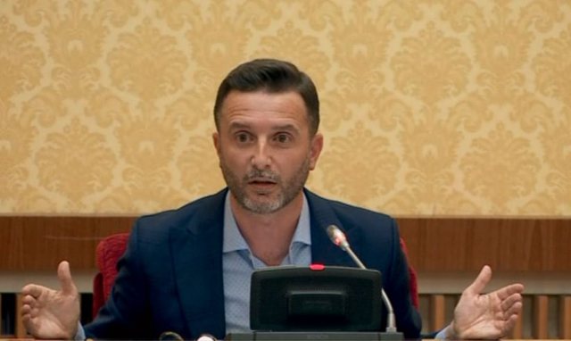 “Rritni rrogat”, Braçe: Përmirësoni kushtet e punës! Pagë minimale 40 mijë lekë