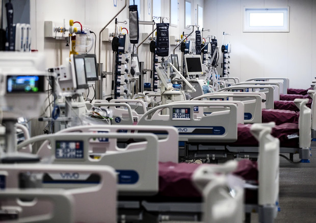 Covid-19/ Italia regjistron 6.157 raste të reja dhe 56 të vdekur