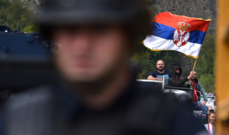 Bllokimi i dy pikave kufitare Jarinjë dhe Bërnjak ul importin e mallrave nga Serbia në Kosovë