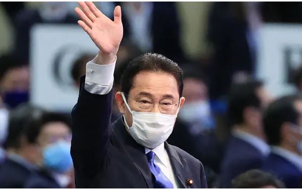 Fumio Kishida zgjidhet kryeministri i ri japonez