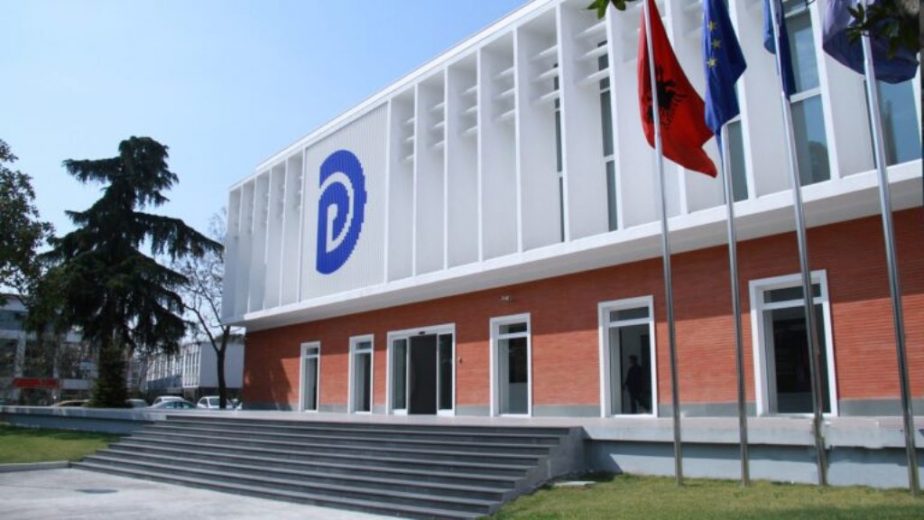 PD: Qeveria sulmon bizneset që na mbështetën në fushatë