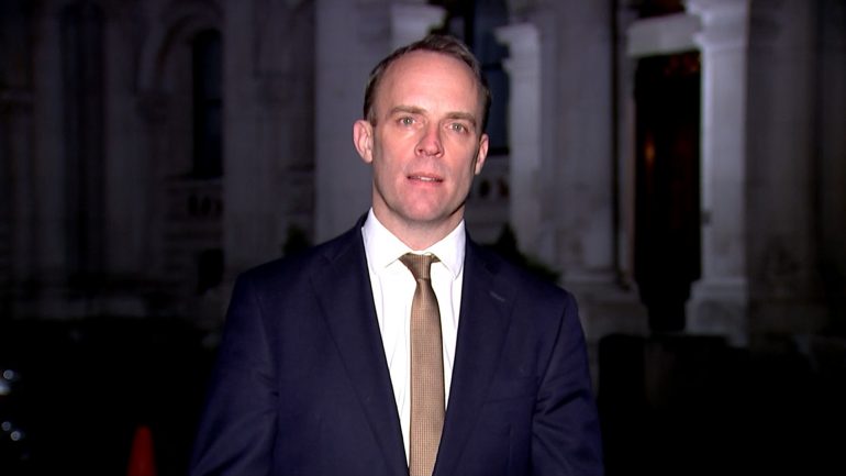 Britania e Madhe nuk do të njohë talebanët, Sekretari i Jashtëm: Ka hapësirë për dialog, do të testojmë garancitë që ofrojnë