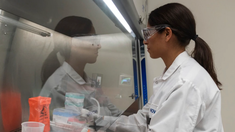 Kompania Novavax nis testimin e vaksinës së kombinuar për COVID-19 dhe grip sezonal