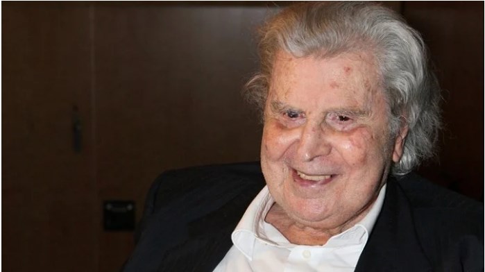 Muzikant, kompozitor dhe politikan grek, ndërron jetë në moshën 96-vjeçare Mikis Theodorakis