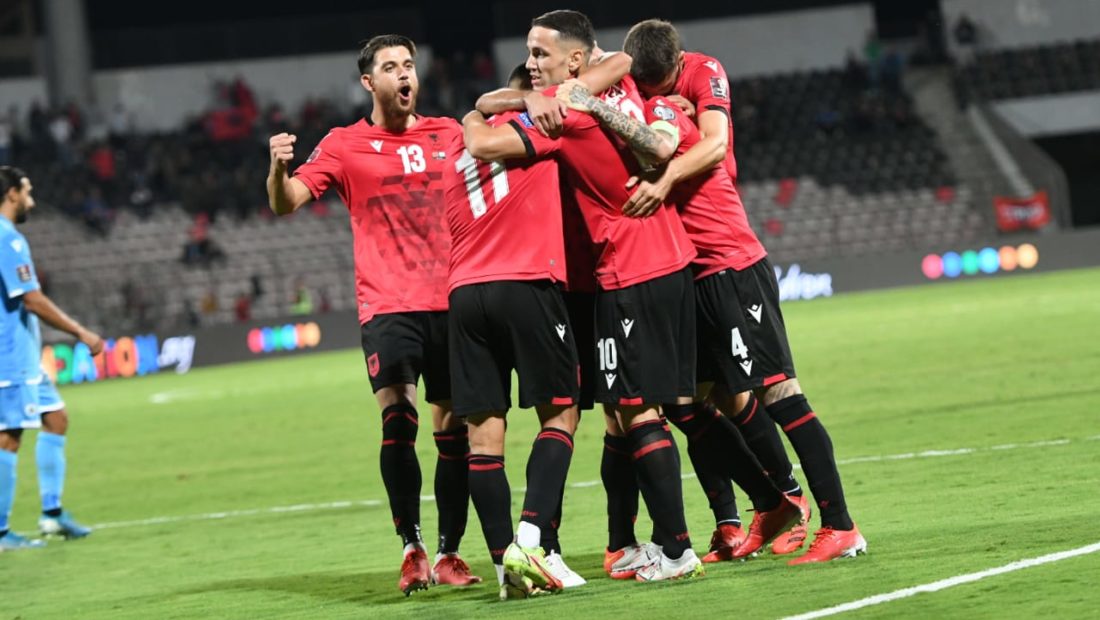 Shqipëria mund 5-0 San Marinon dhe renditet e dyta në grup