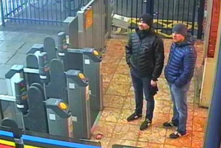 Helmimi i ish-agjentit rus Skripal, Britania e Madhe akuzon autorin e tretë