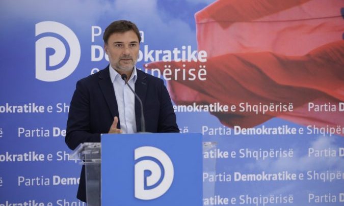 Vrasja në detyrë e oficerit të policisë, reagon PD: Policët e ndershëm janë braktisur nga shteti i gjunjëzuar nga krimi