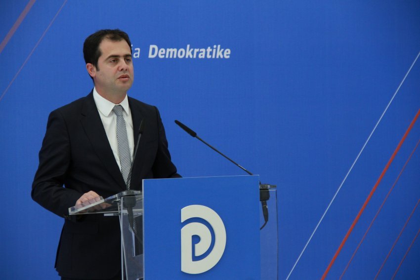 Situata brenda PD-së, Bylykbashi: Pa u demokratizuar partia nuk kërkohet demokraci në qeverisje