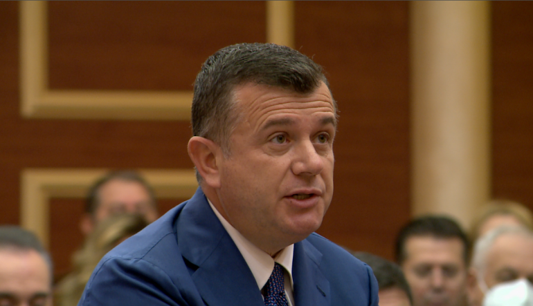 Balla: Asnjë deputet nuk futet në Kuvend pa bërë vaksinën