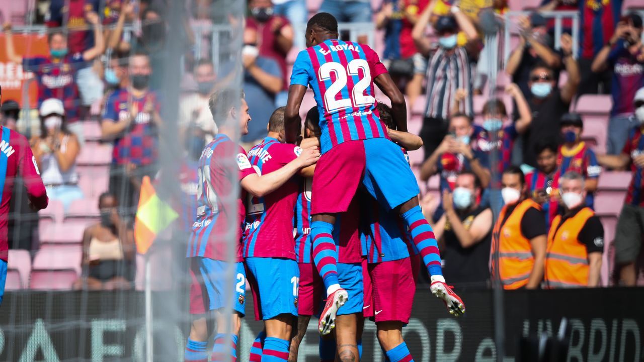 Barcelona projekton goditjen e madhe, tenton yllin e City në huazim