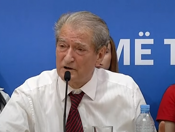 Berisha pas takimit në Vlorë: Ndjehem i frymëzuar