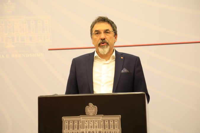 Vrasja e policit, Çuçi: Saimir Hoxha do të shpallet “Dëshmor i Atdheut”