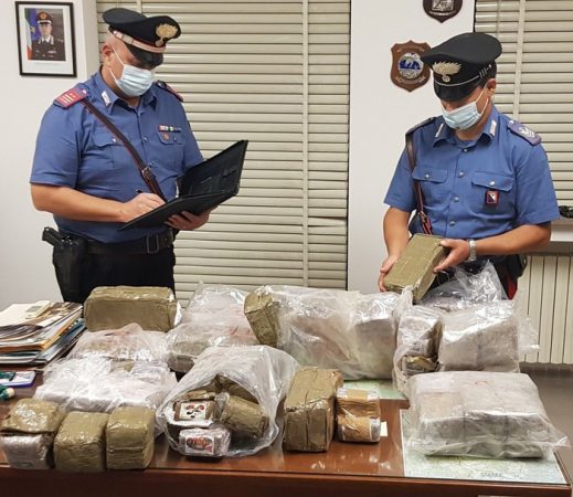 Arrestohet shqiptari në Itali, kapet me 65 kg kanabis me vlerë 500 mijë euro