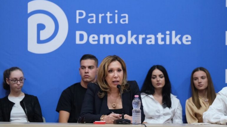 E pranishme në “Foltoren” e Berishës, Kokalari: Sapo të kemi kryetarin e ri të PD…