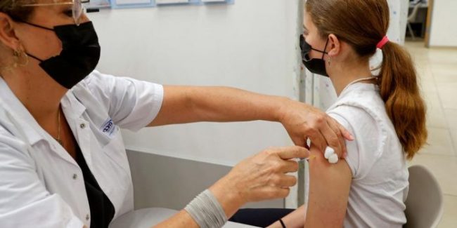 Rritja e rasteve të reja, Izraeli drejt dozës së katërt të vaksinës