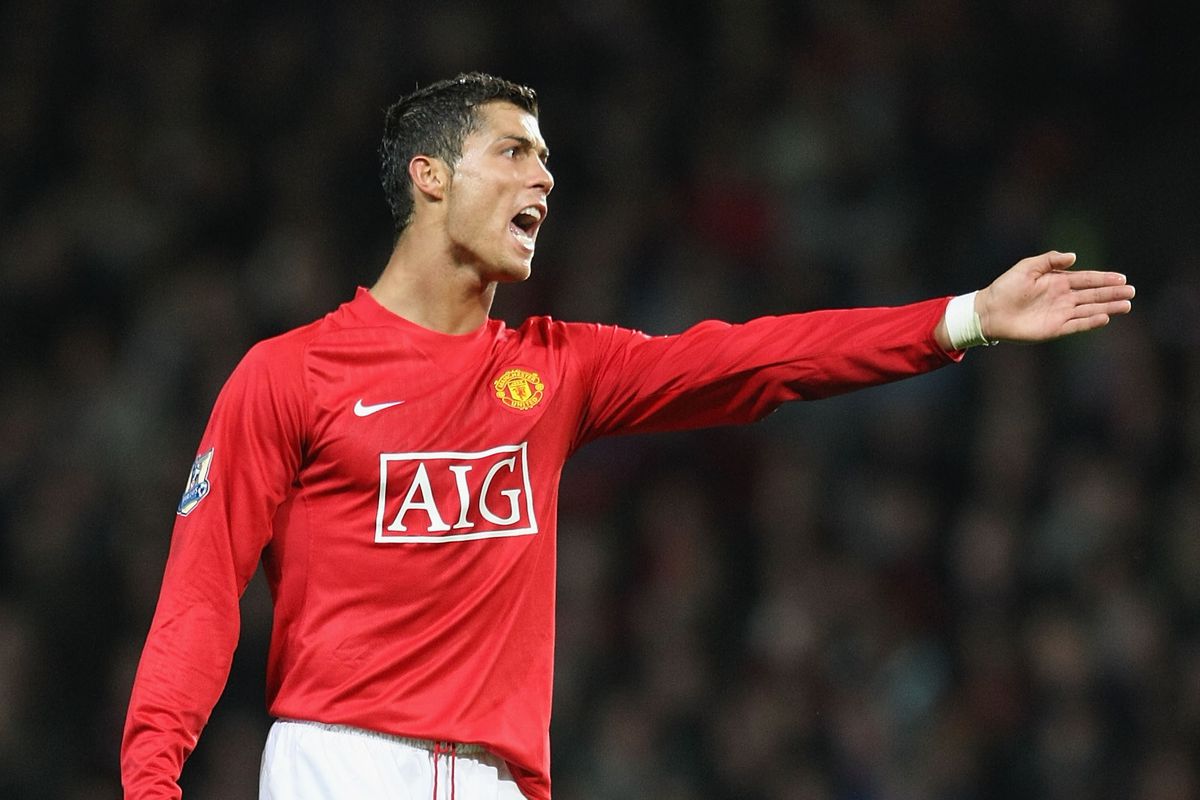 Karantina 5-ditore bëhet faktor, shtyhet debutimi i Ronaldos me Man.United!
