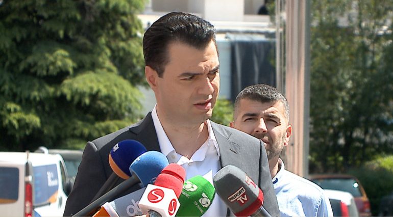 Basha: Më vjen keq që tezat e Ramës i dëgjoj nga goja e Berishës