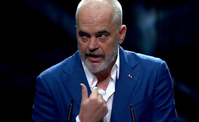 Rama prezanton drejtuesit e rinj politikë në qarqe, Çela sërish në Durrës